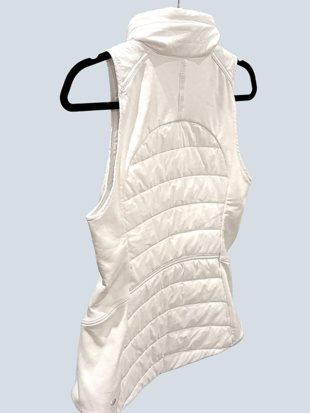 Lululemon White “Another Mile” Puffer Vest (Women’s 8) - Picture 5 of 8